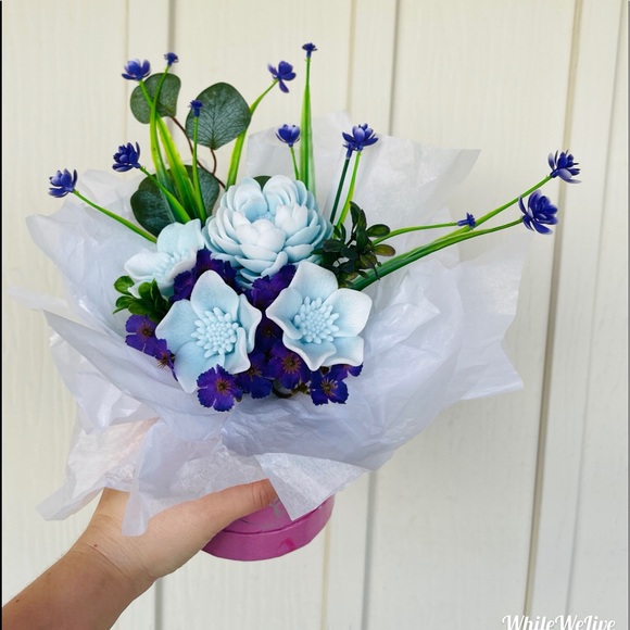 Handmade Soap 🌺 - Picture 1 of 10